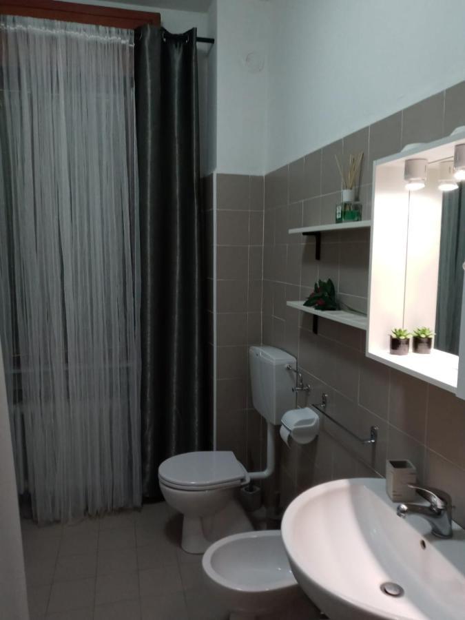 Sara Apartamento Fidenza Exterior foto