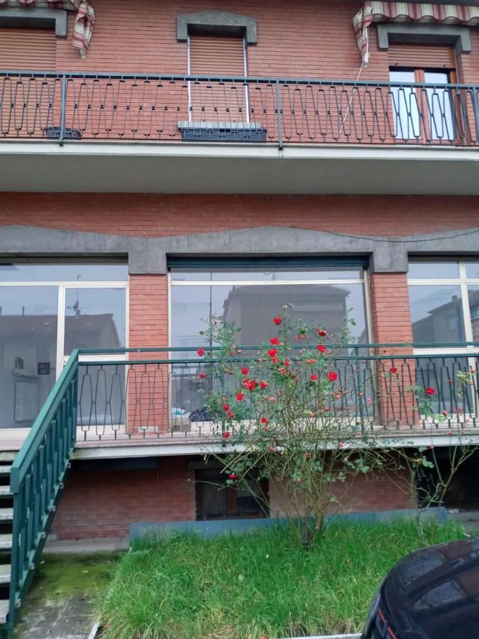 Sara Apartamento Fidenza Exterior foto