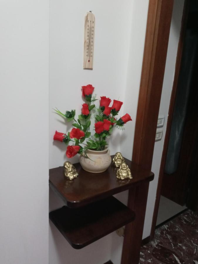 Sara Apartamento Fidenza Exterior foto